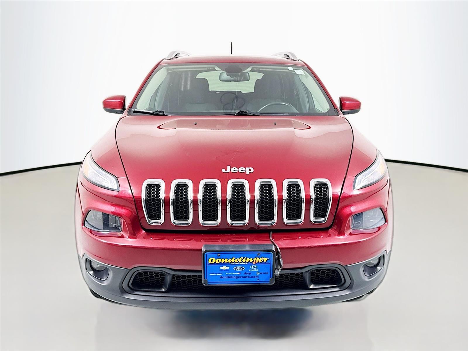 Used 2016 Jeep Cherokee Latitude with VIN 1C4PJMCS1GW373510 for sale in Cohasset, Minnesota