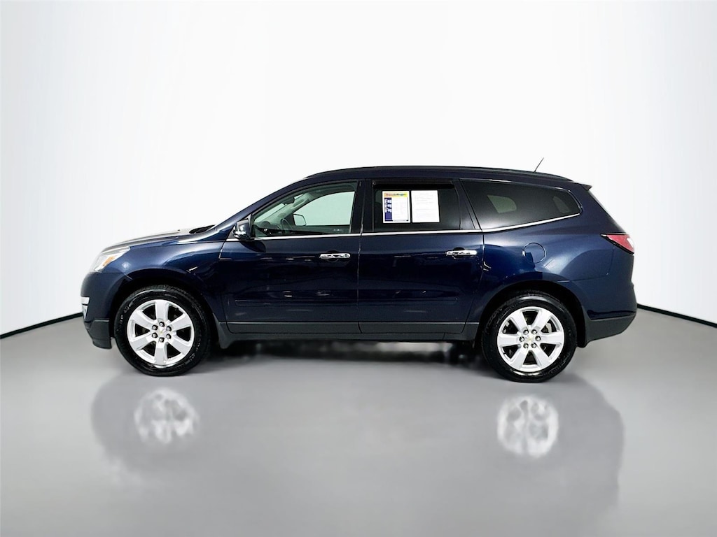 Used 2017 Chevrolet Traverse LT SUV