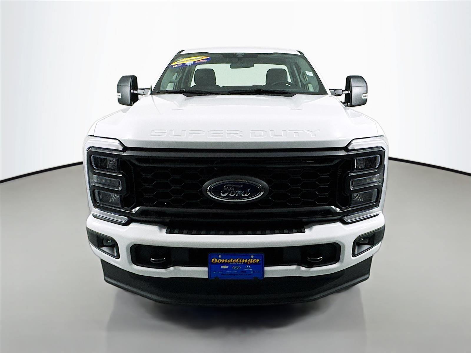 2025 Ford F-350 XL photo 2