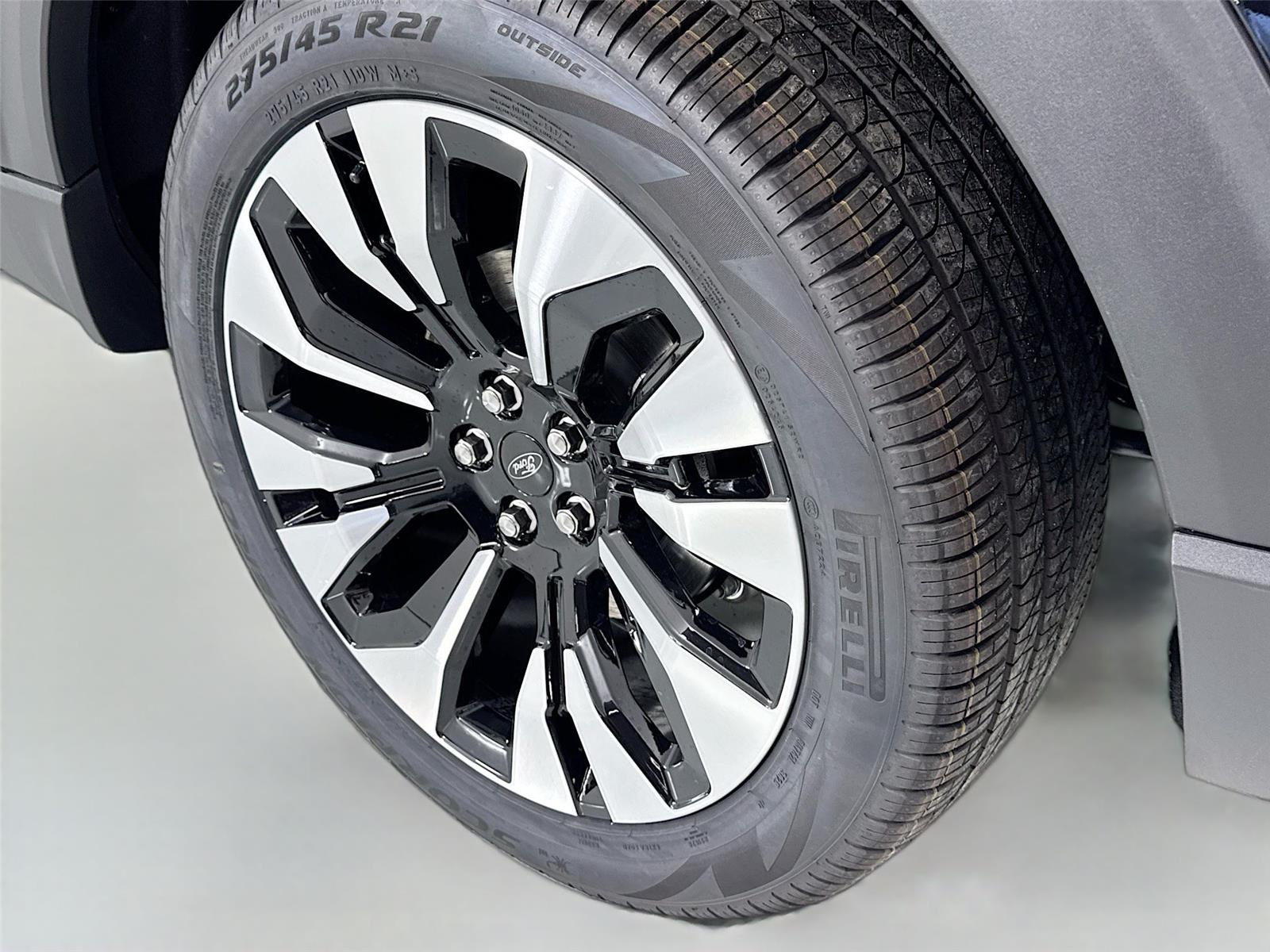 2026 Ford Explorer Platinum - Photo 35