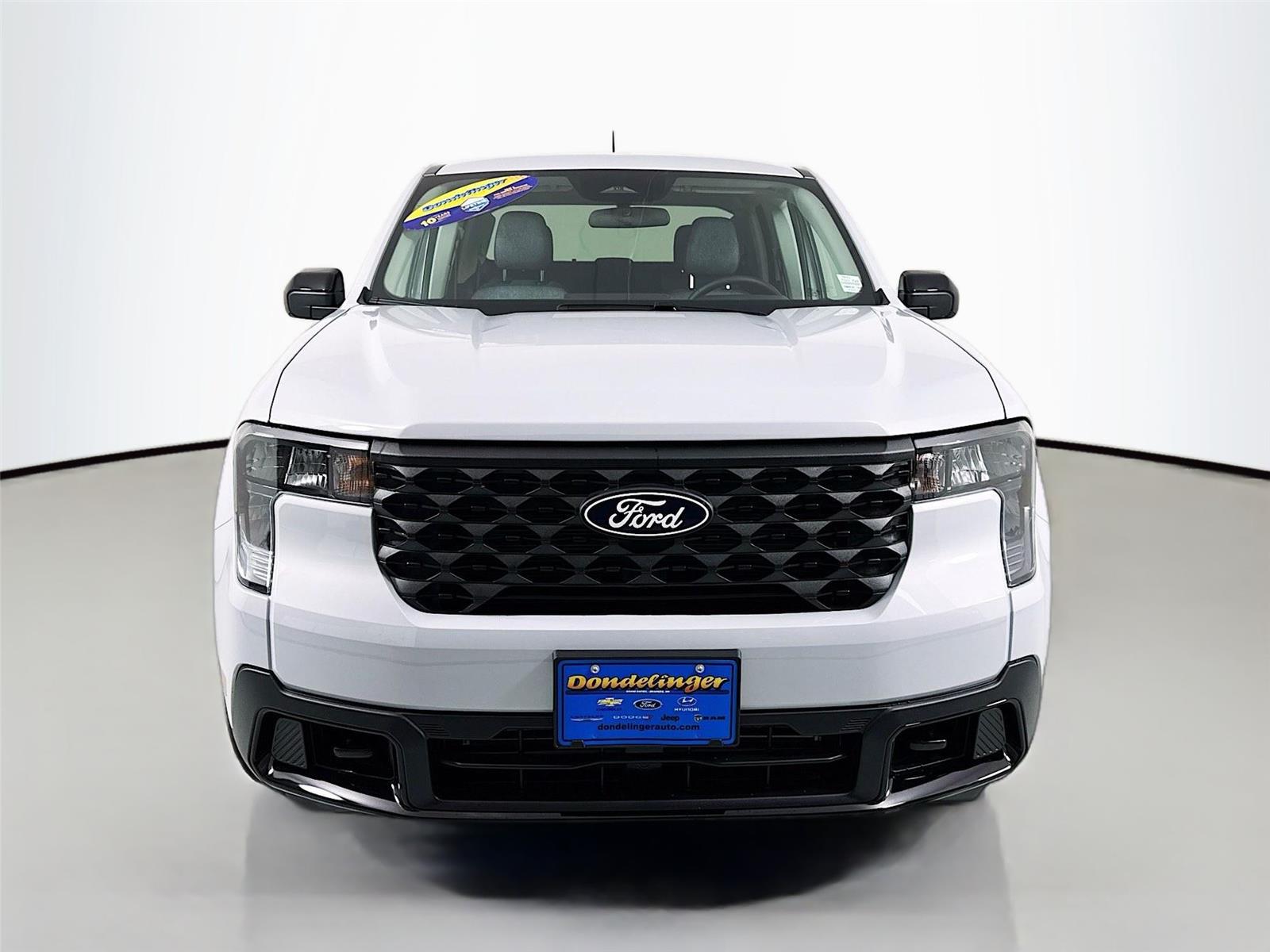 2025 Ford Maverick XLT photo 2
