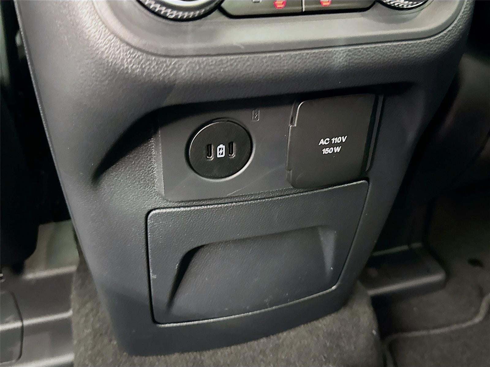 2026 Ford Explorer ST-Line - Photo 28