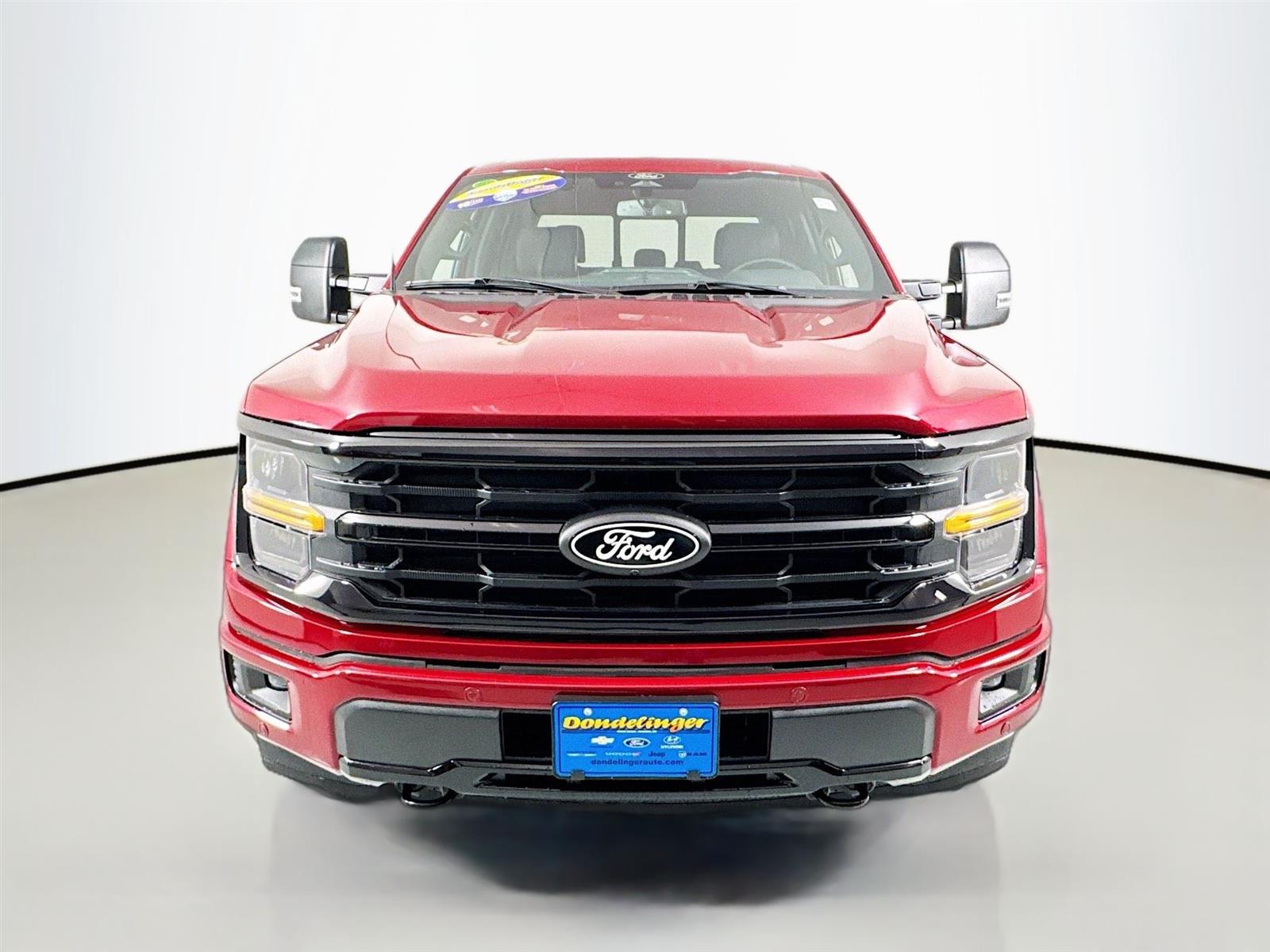 2025 Ford F-150 XLT photo 2