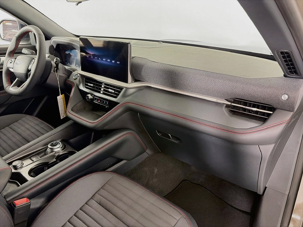2027 Ford Explorer ST-LINE - Photo 30