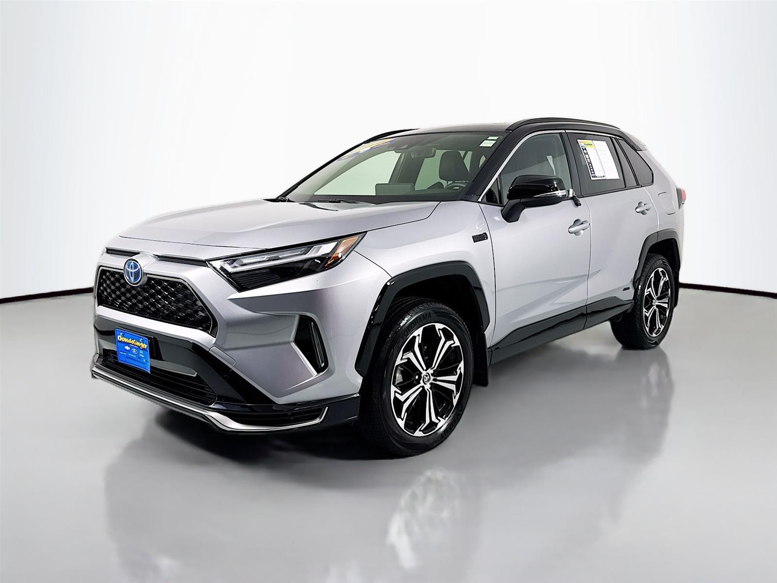 2024 Toyota RAV4 Prime XSE photo 3