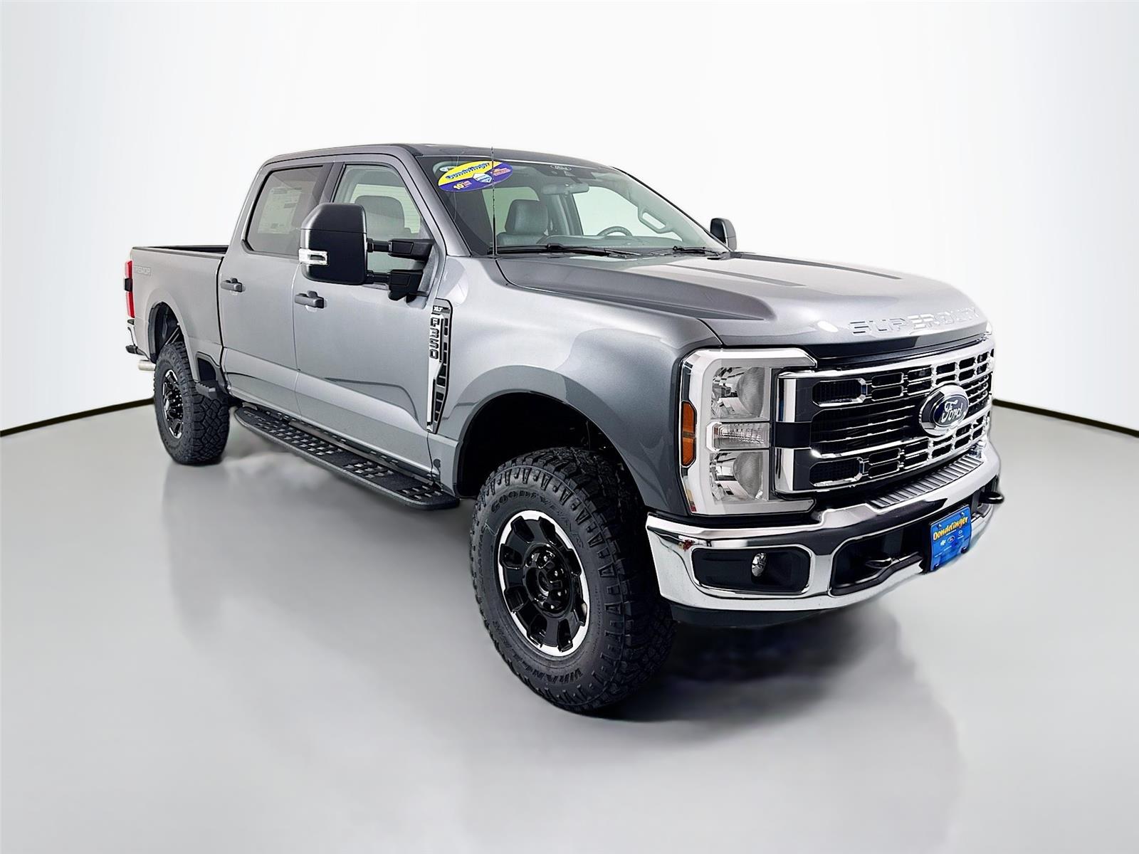 2026 Ford F-350 Super Duty XLT's photo