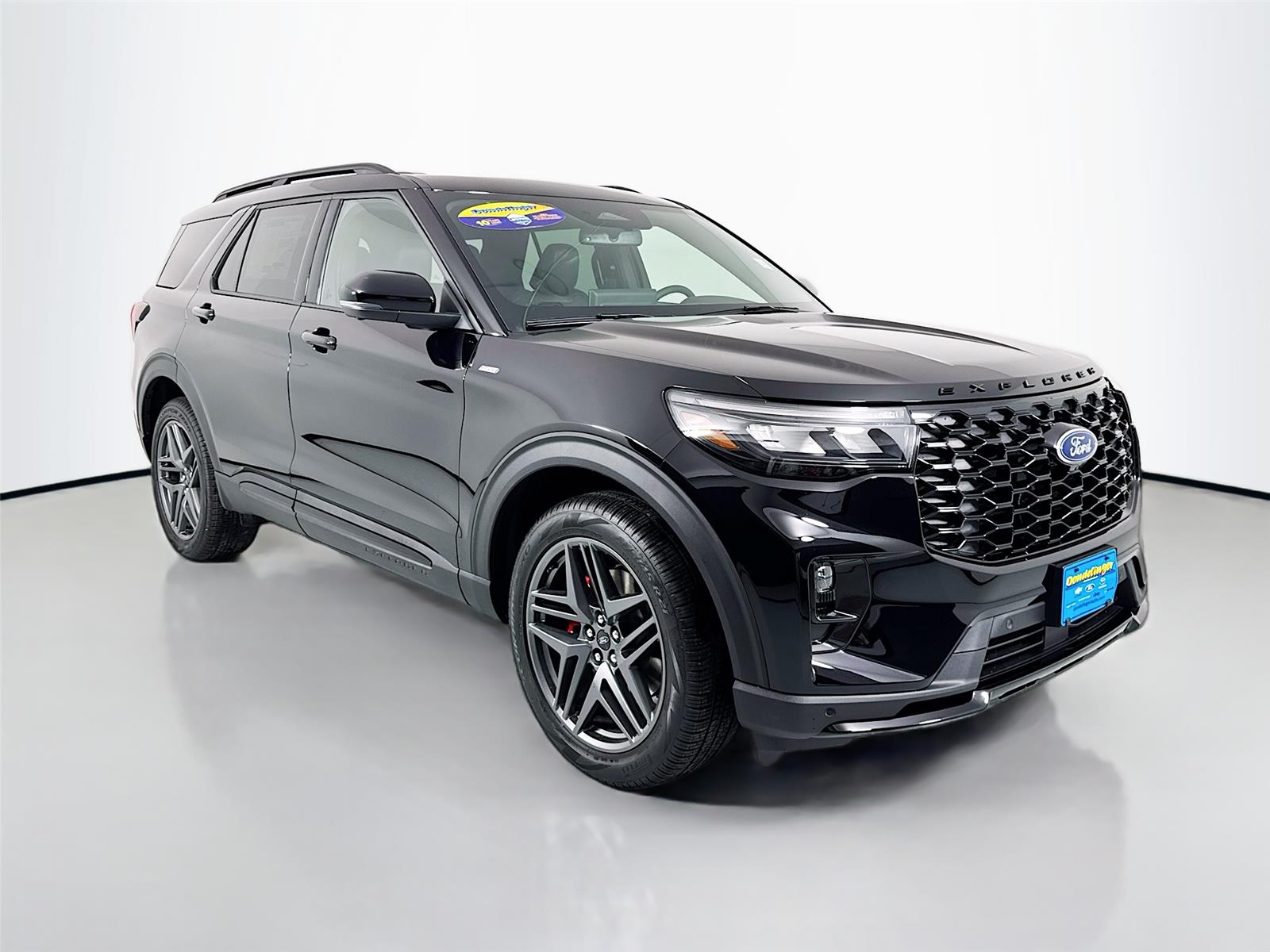 2026 Ford Explorer ST-LINE's photo