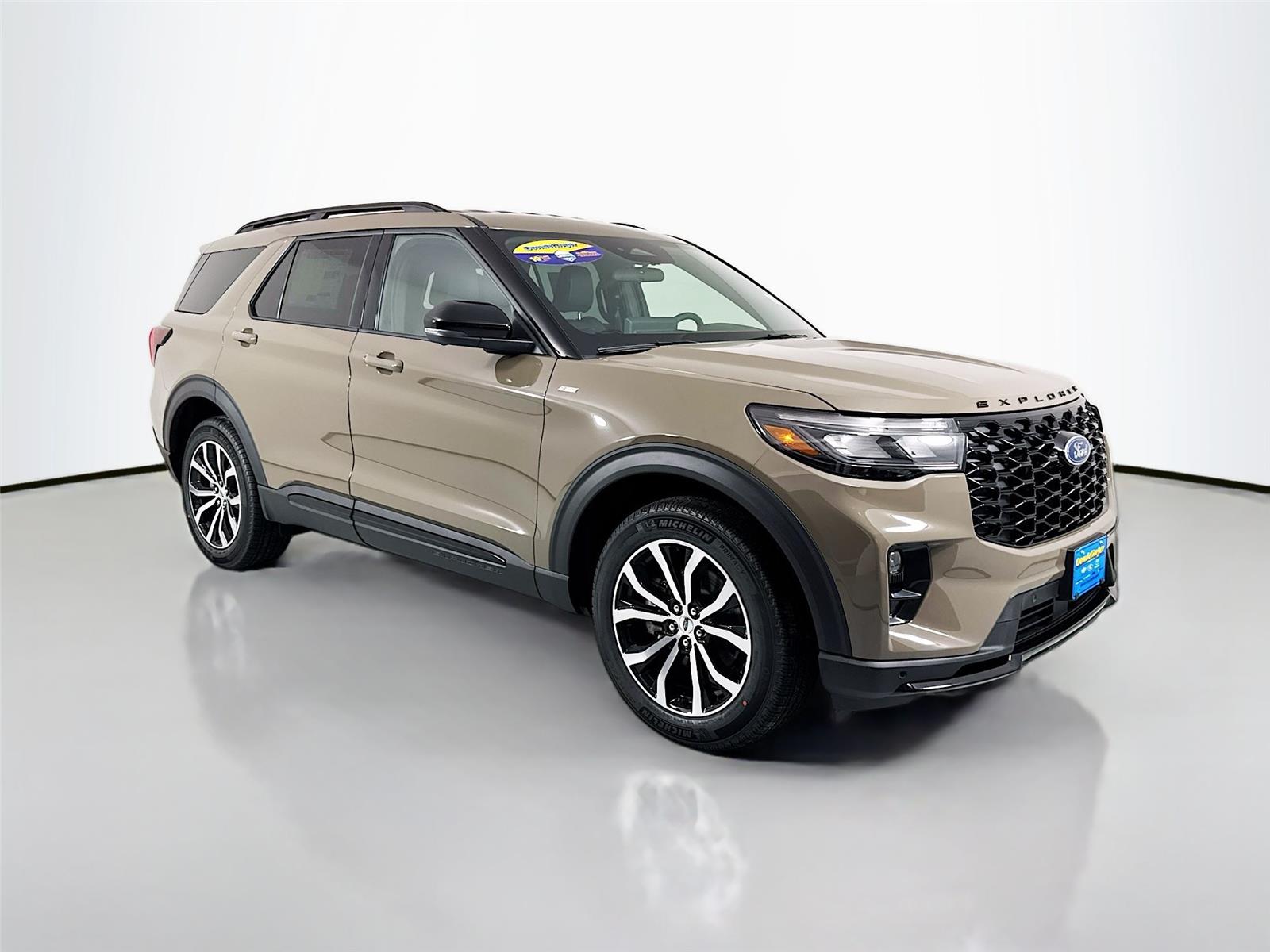 2026 Ford Explorer ST-LINE's photo