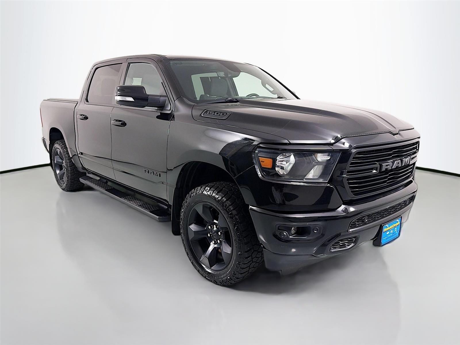 2019 RAM 1500 Big Horn/Lone Star 4x4 Crew Cab 5'7's photo