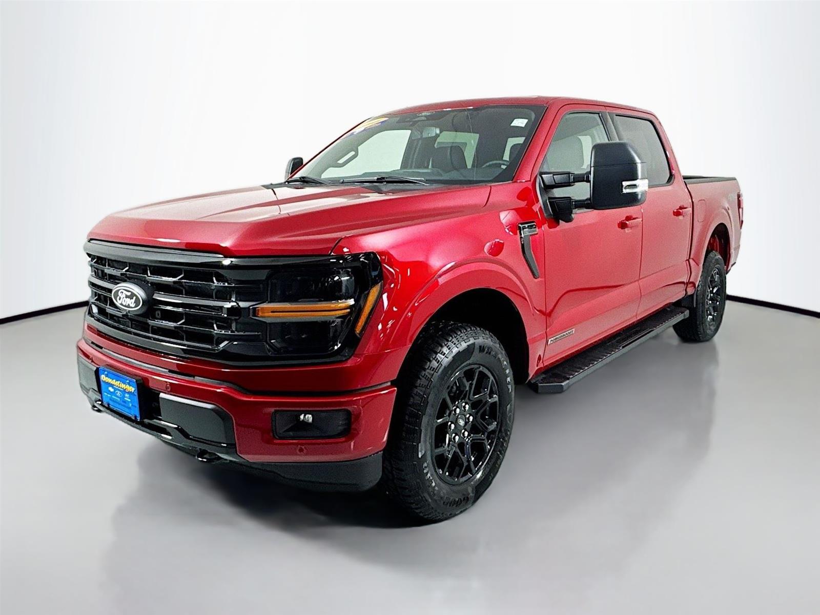 2025 Ford F-150 XLT photo 3