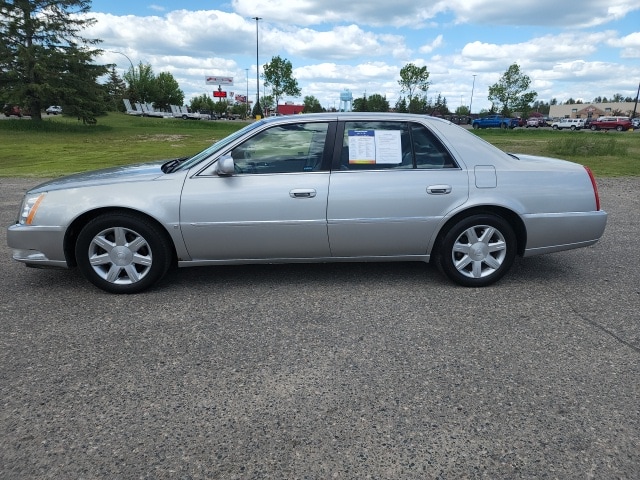 Used 2006 Cadillac DTS Luxury with VIN 1G6KD57Y66U107371 for sale in Grand Rapids, Minnesota