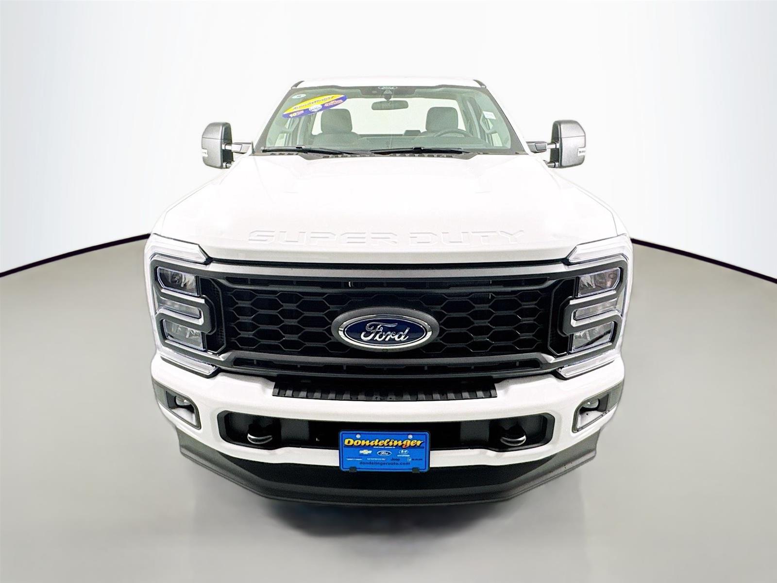 2025 Ford F-350 XL photo 2