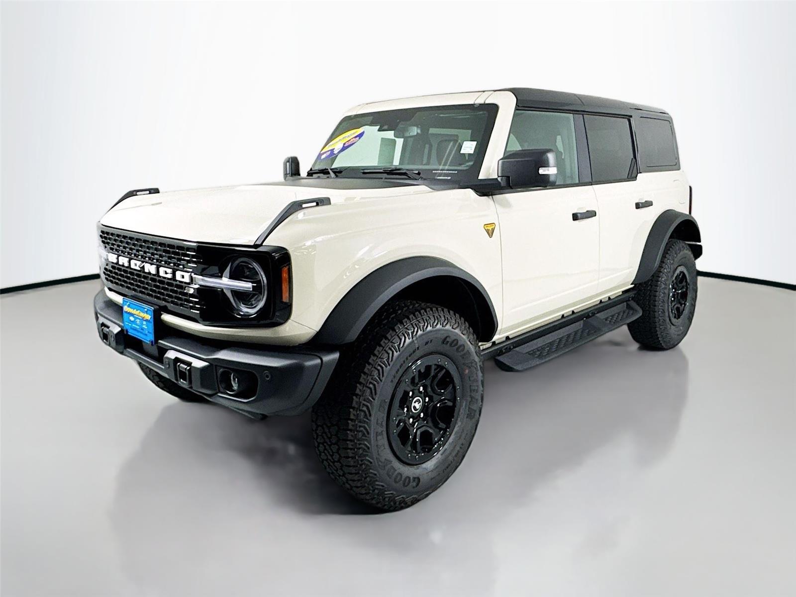 2025 Ford Bronco Badlands photo 3