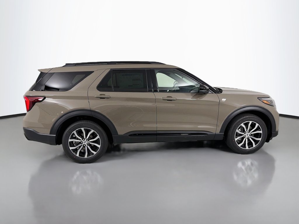 2027 Ford Explorer ST-LINE - Photo 8