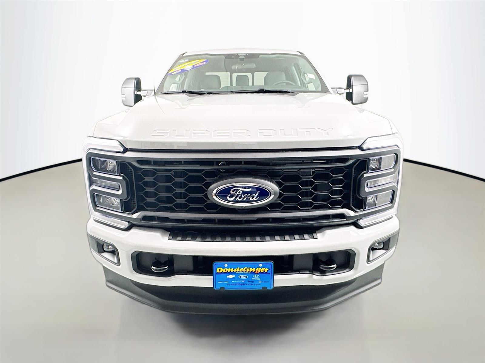 2025 Ford F-350 XL photo 2