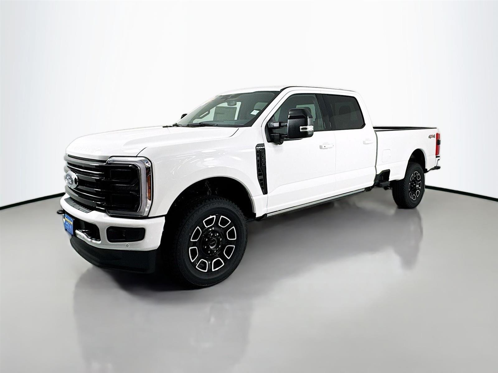 2025 Ford F-350 Platinum photo 3