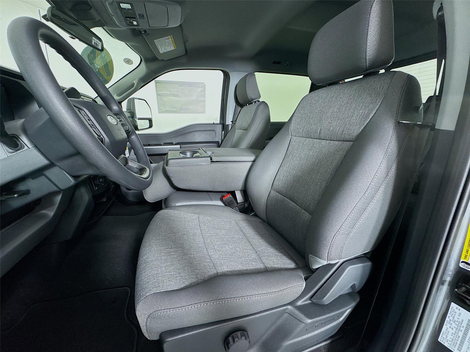 2026 Ford F-350 Super Duty XL - Photo 11