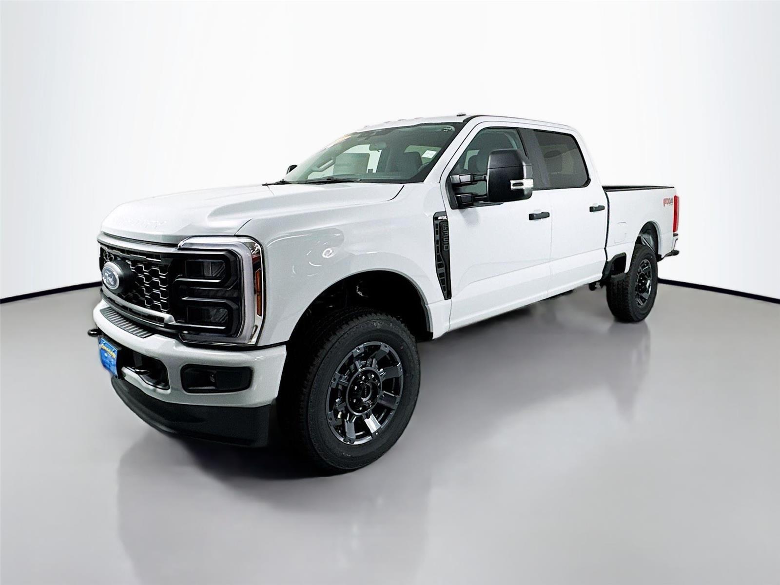 2026 Ford F-350 XL photo 3