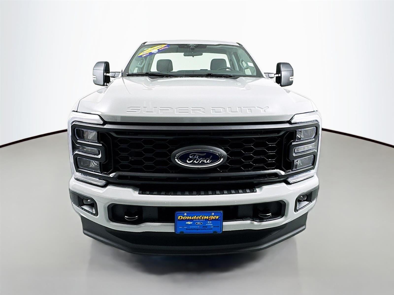 2025 Ford F-250 XL photo 2