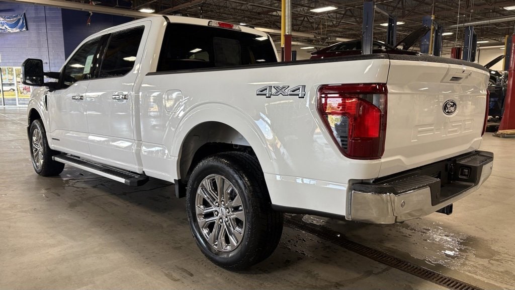 New 2025 Ford F-150 XLT XLT 4WD SuperCrew 6.5 Box