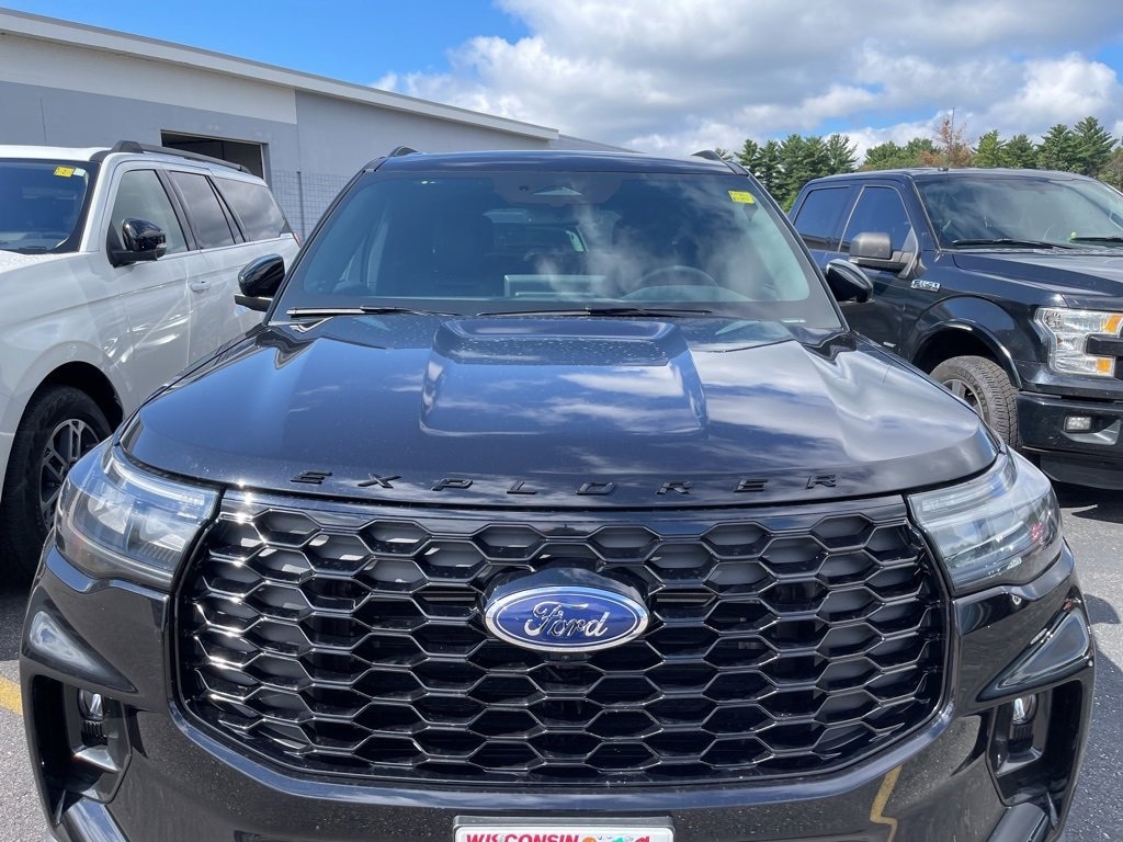 New 2025 Ford Explorer ST-Line ST-Line 4WD