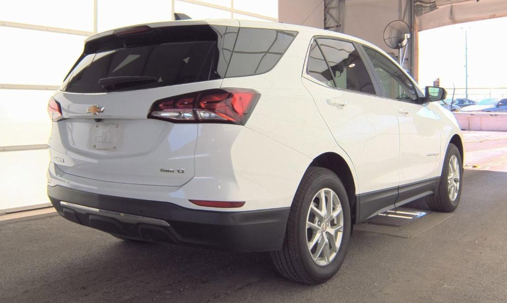 2023 Chevrolet Equinox LT photo 4