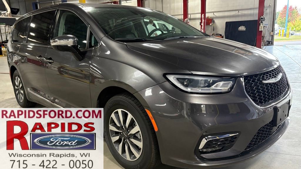 2023 Chrysler Pacifica Hybrid Limited