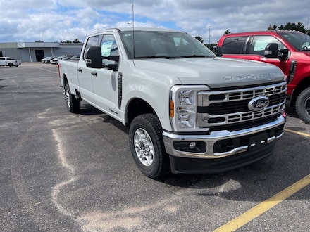 2025 Ford Super Duty F-350 SRW XLT