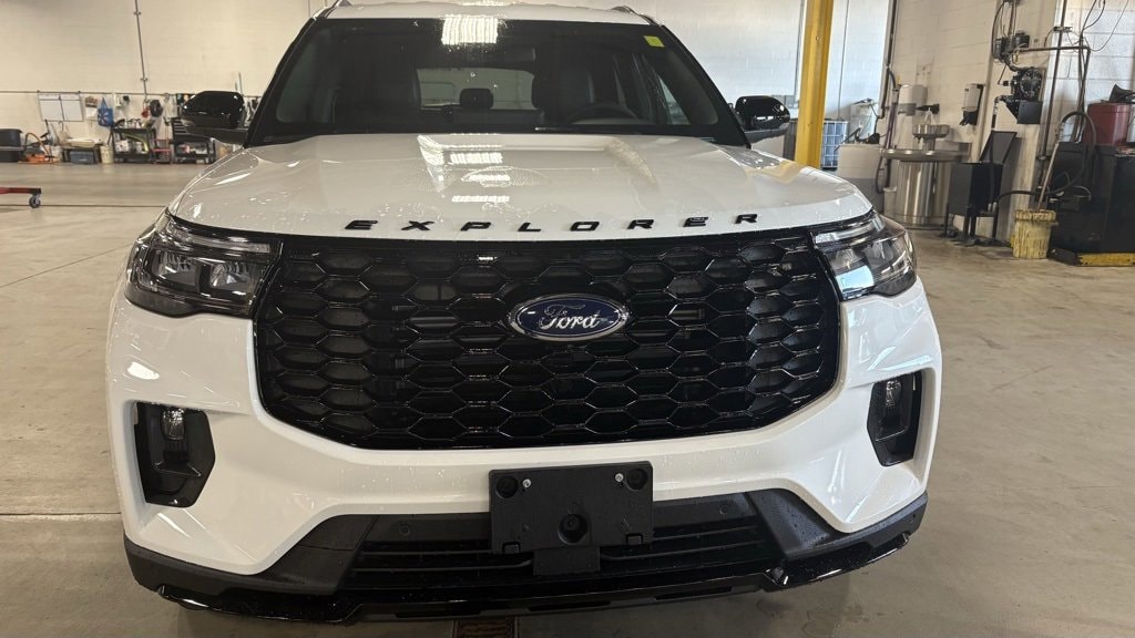 New 2025 Ford Explorer ST-Line ST-Line 4WD