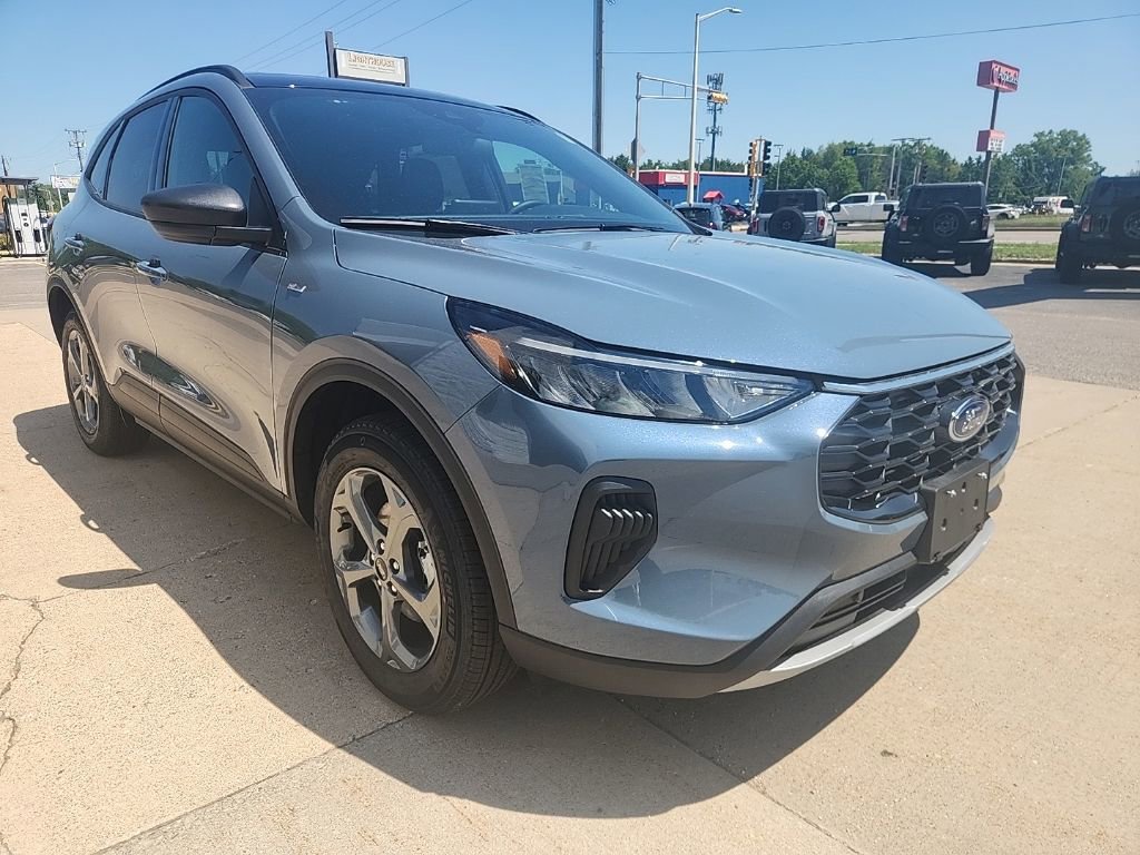 2026 Ford Escape ST-Line AWD's photo