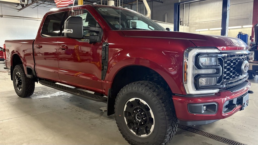 2025 Ford F-350 Super Duty XLT's photo