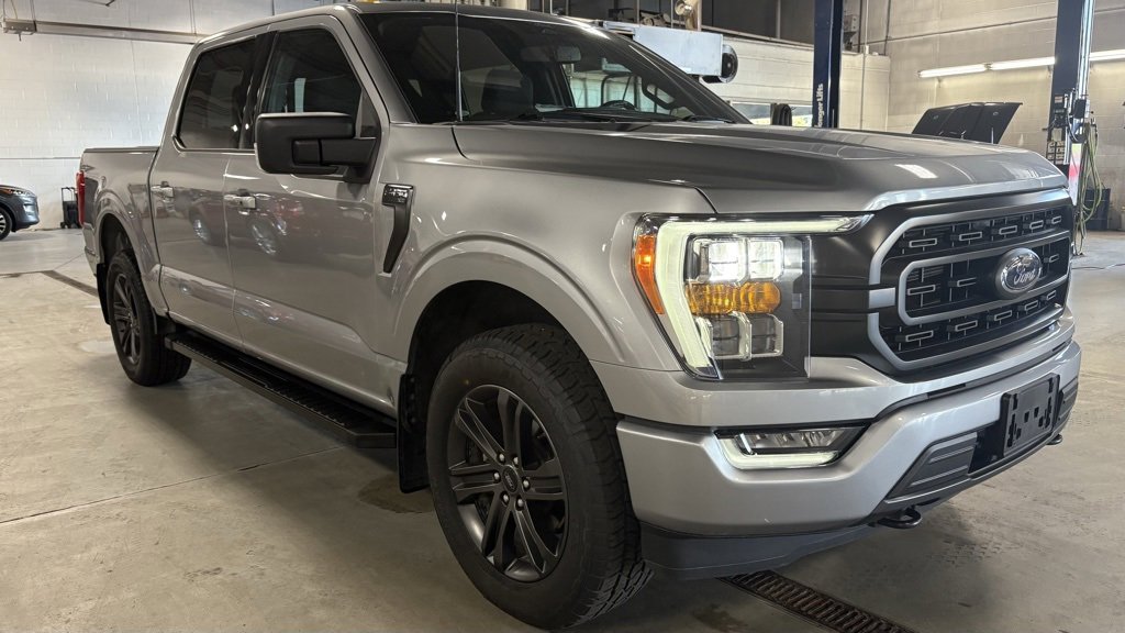 2022 Ford F-150 XLT's photo