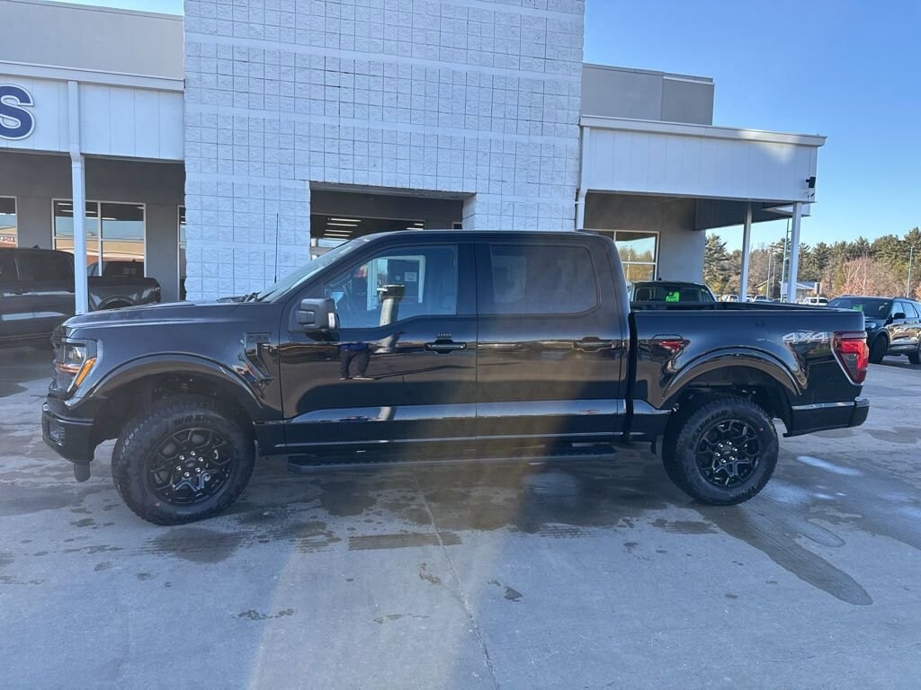 New 2025 Ford F-150 XLT XLT 4WD SuperCrew 5.5 Box