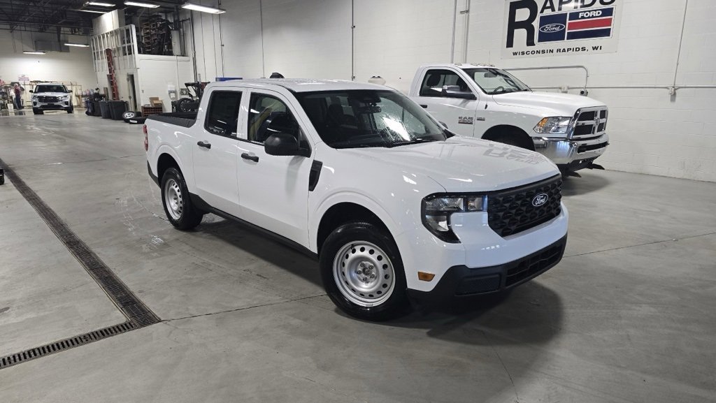 2025 Ford Maverick XL's photo