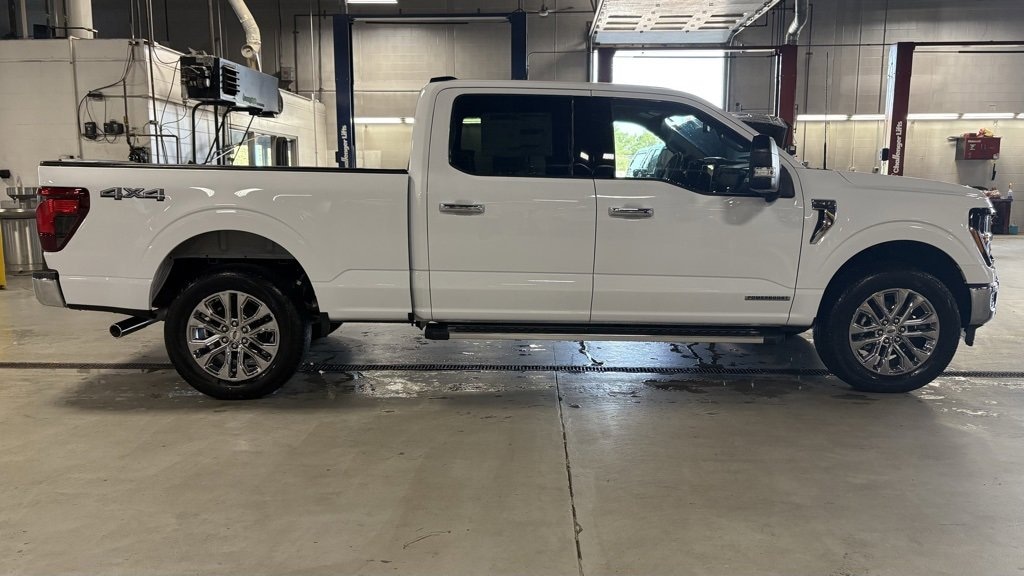 New 2025 Ford F-150 XLT XLT 4WD SuperCrew 6.5 Box