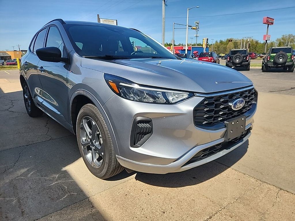 2024 Ford Escape ST-Line AWD's photo