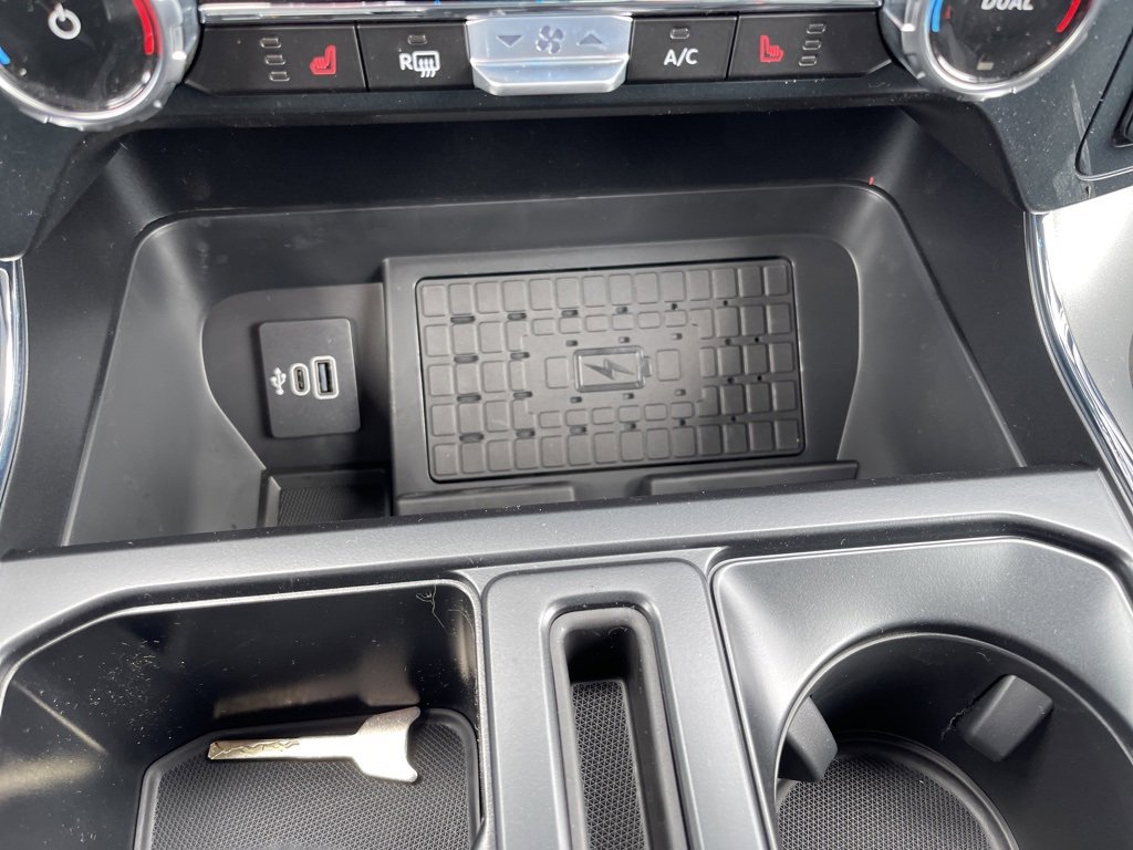 2025 Ford F-150 XLT photo 4
