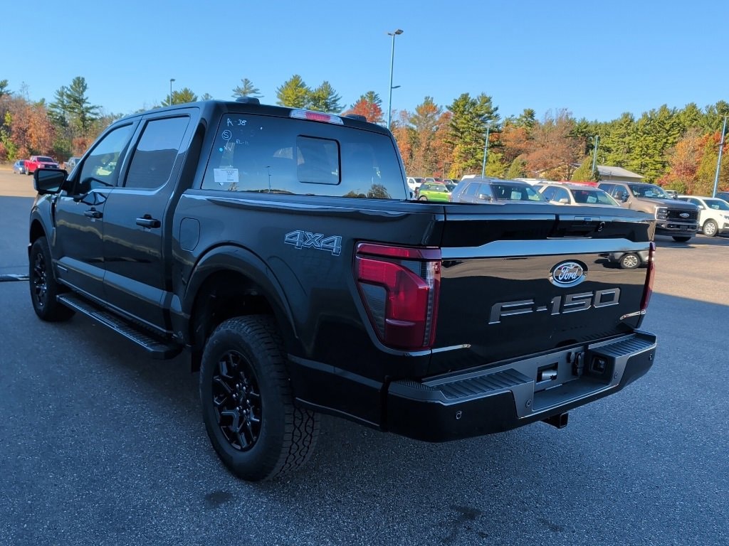 New 2025 Ford F-150 XLT XLT 4WD SuperCrew 5.5 Box