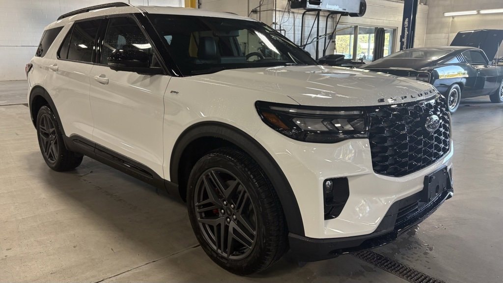 New 2025 Ford Explorer ST-Line ST-Line 4WD