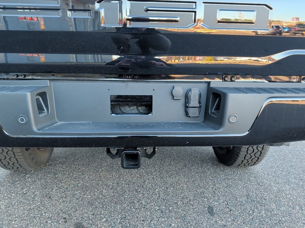 New 2025 Ford F-150 XLT XLT 4WD SuperCrew 5.5 Box