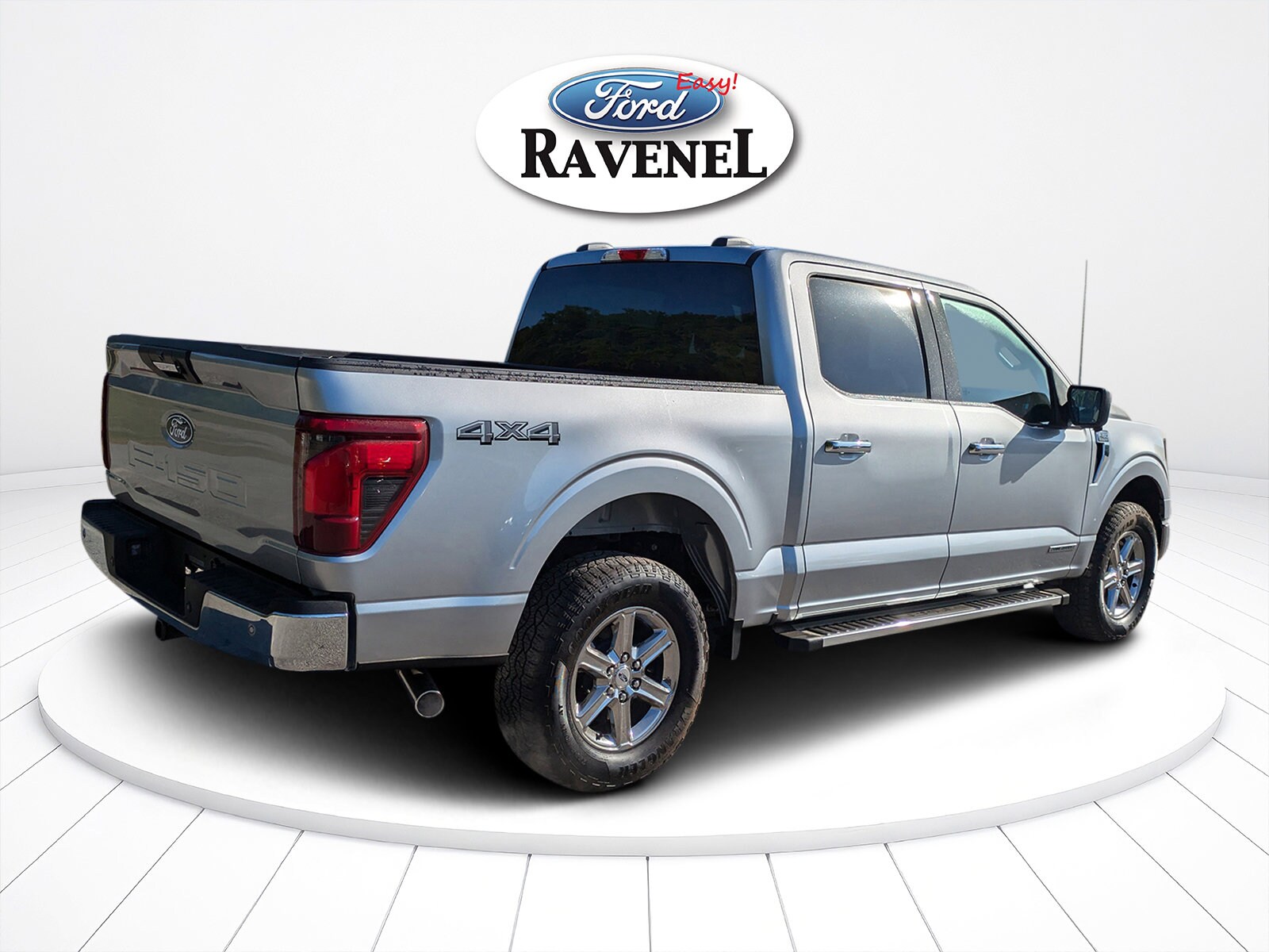 2024 Ford F-150 XLT photo 3