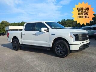 2025 Ford F-150 Lightning Lariat TRUCK