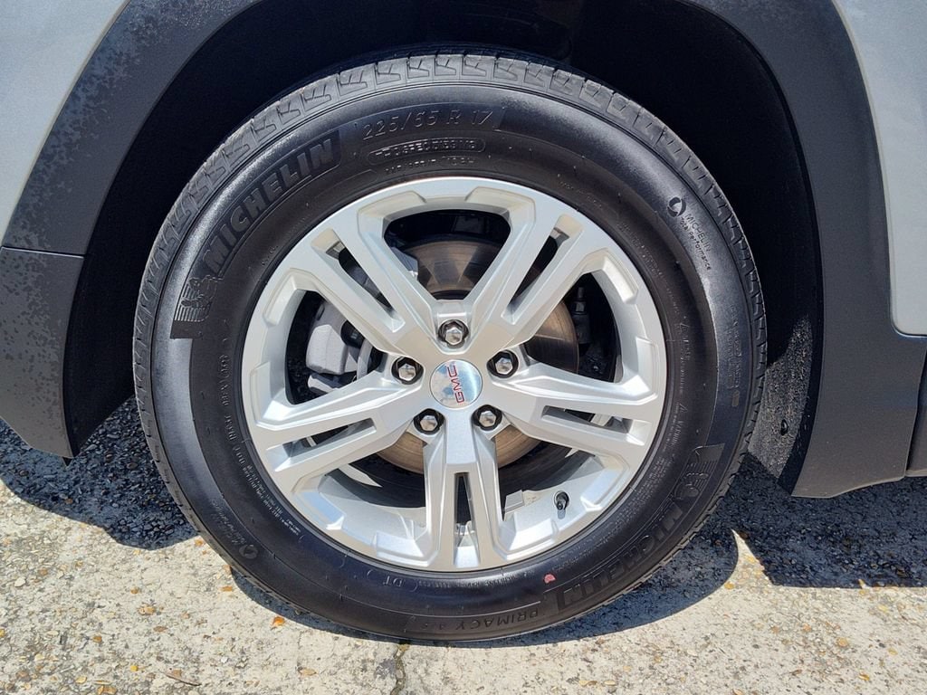 2024 GMC Terrain SLE - Photo 12