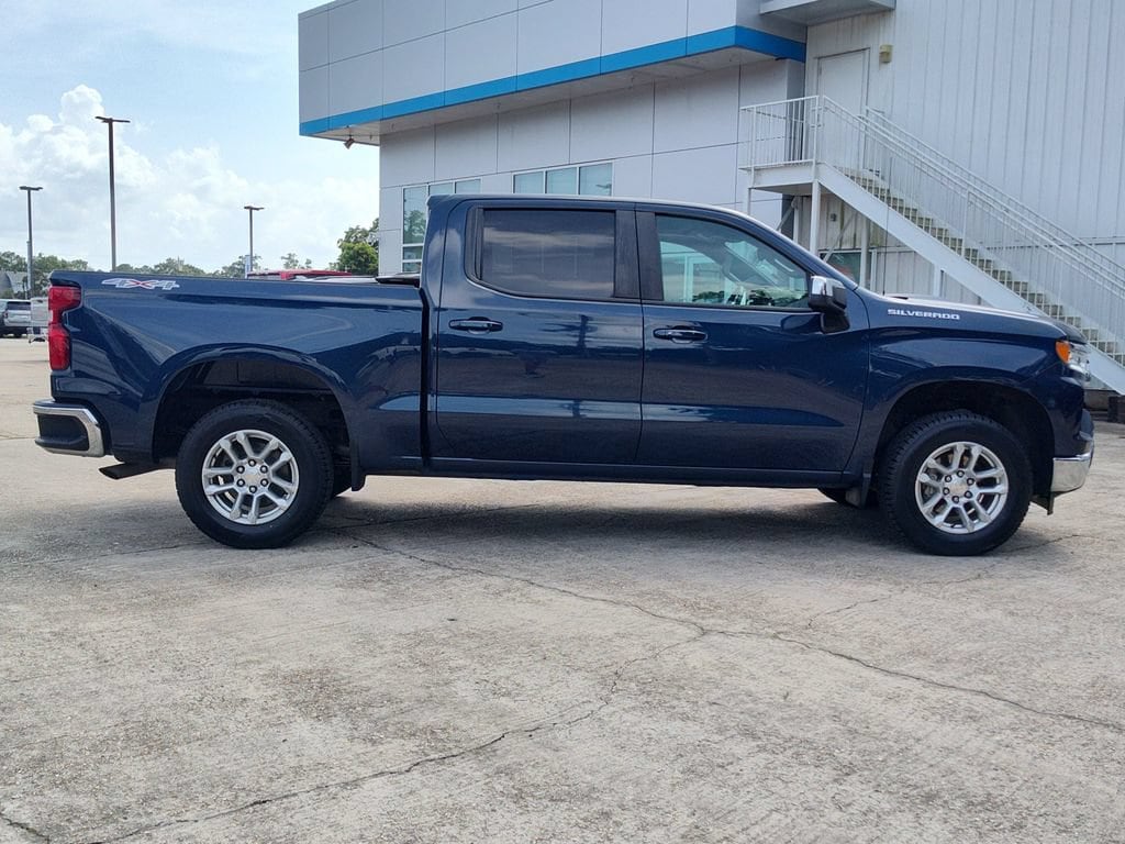 2023 Chevrolet Silverado 1500 LT - Photo 9
