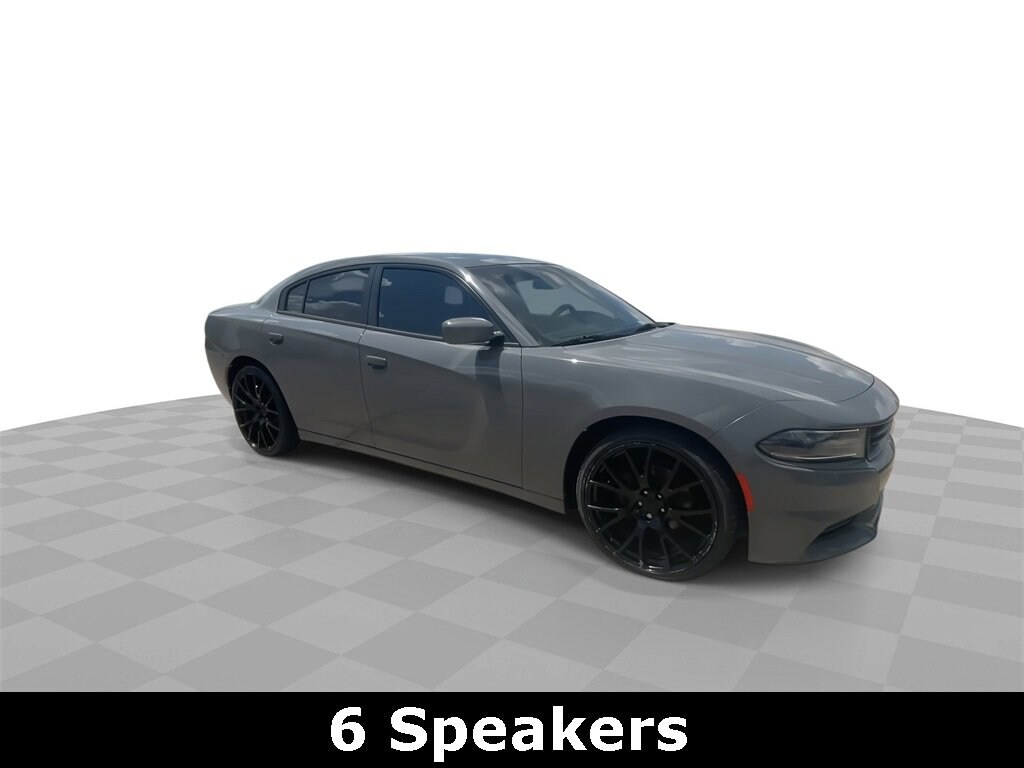 2019 Dodge Charger SXT photo 2