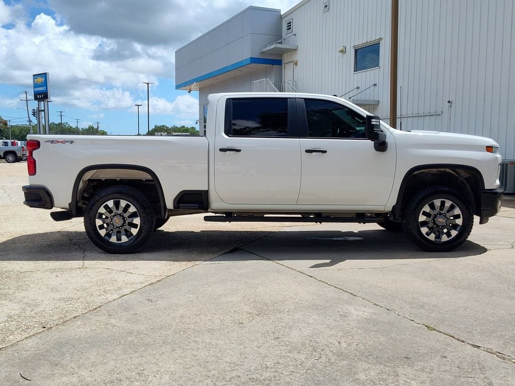 2022 Chevrolet Silverado 2500HD Custom - Photo 8