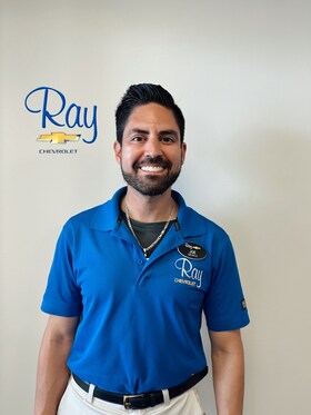 Staff member Joe Taravella from ID_f443041de006