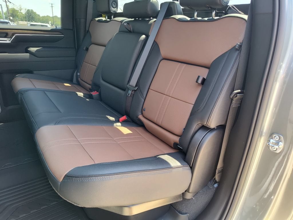 2026 Chevrolet Silverado 2500 HD High Country - Photo 12