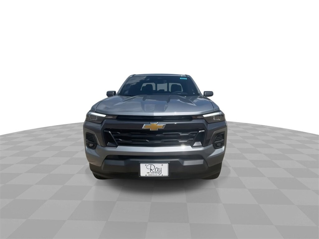 2026 Chevrolet Colorado LT photo 3