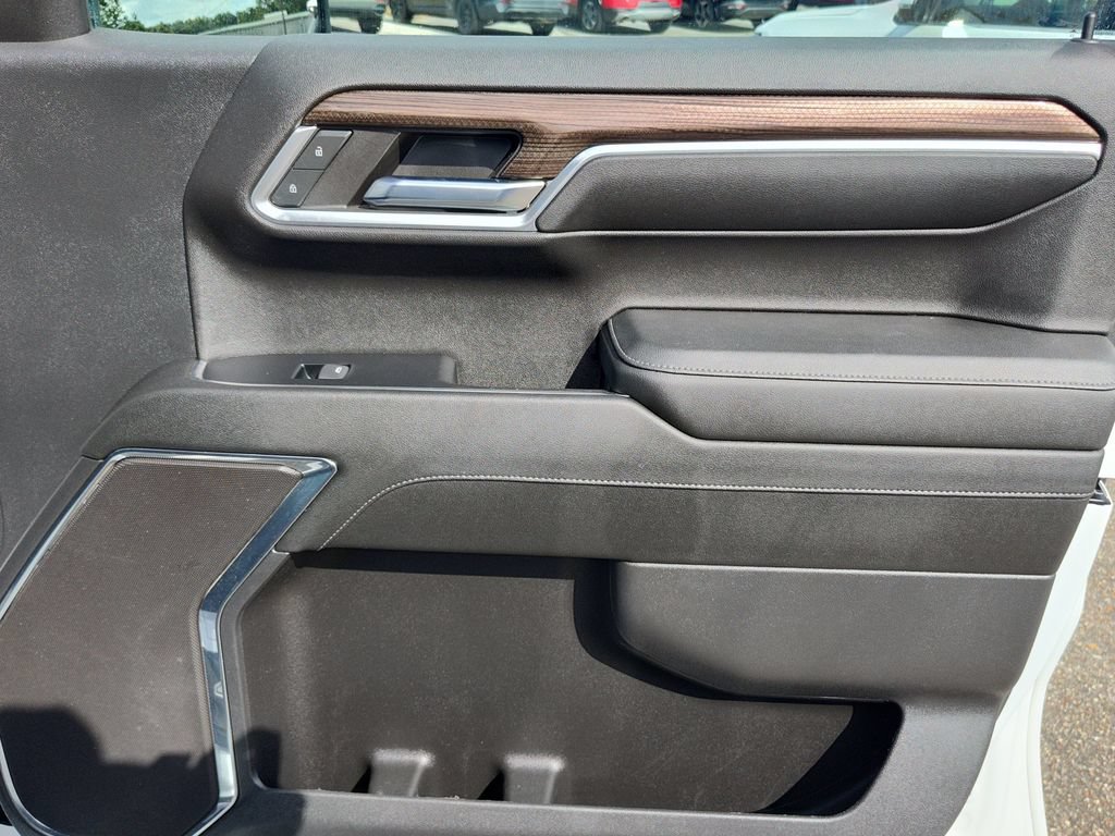 2023 Chevrolet Silverado 1500 LT - Photo 23